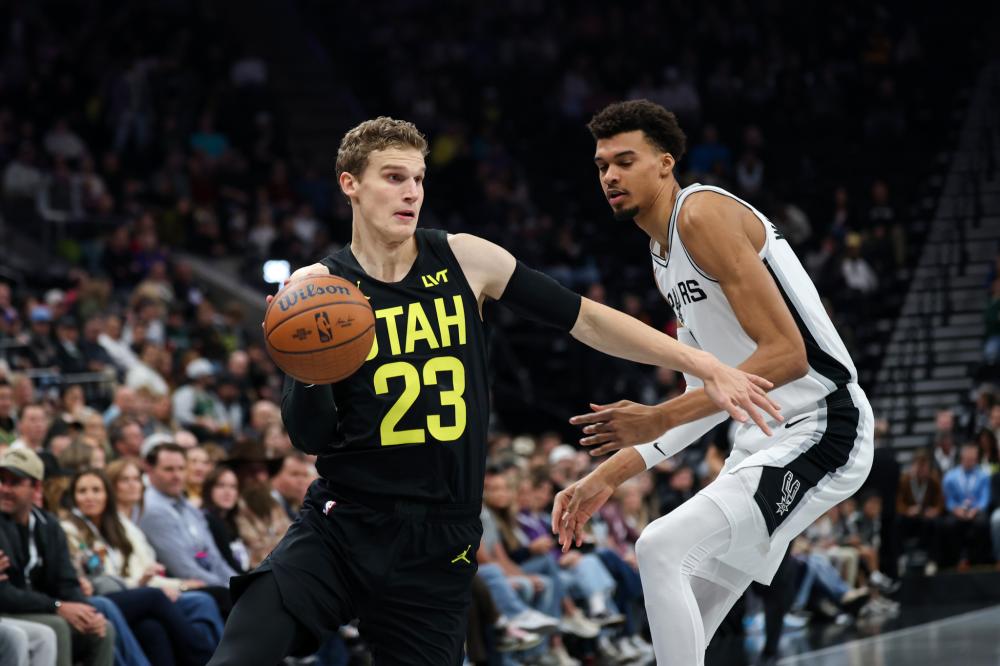 场上形成了 场上形成了