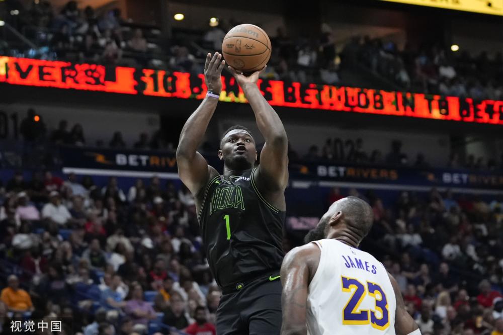 展现出他们 展现出他们