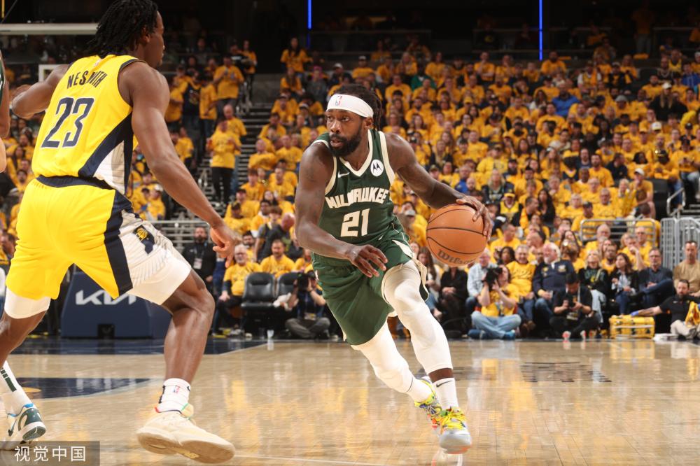 更是两种足 更是两种足