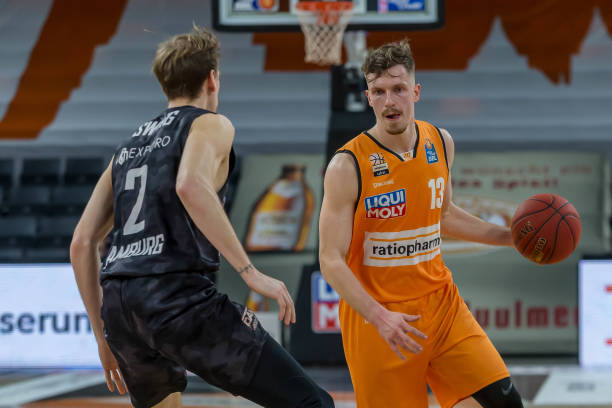 他在压力面 他在压力面