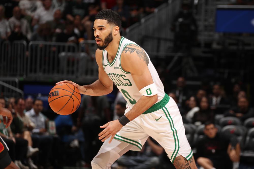 攻防两端持 攻防两端持